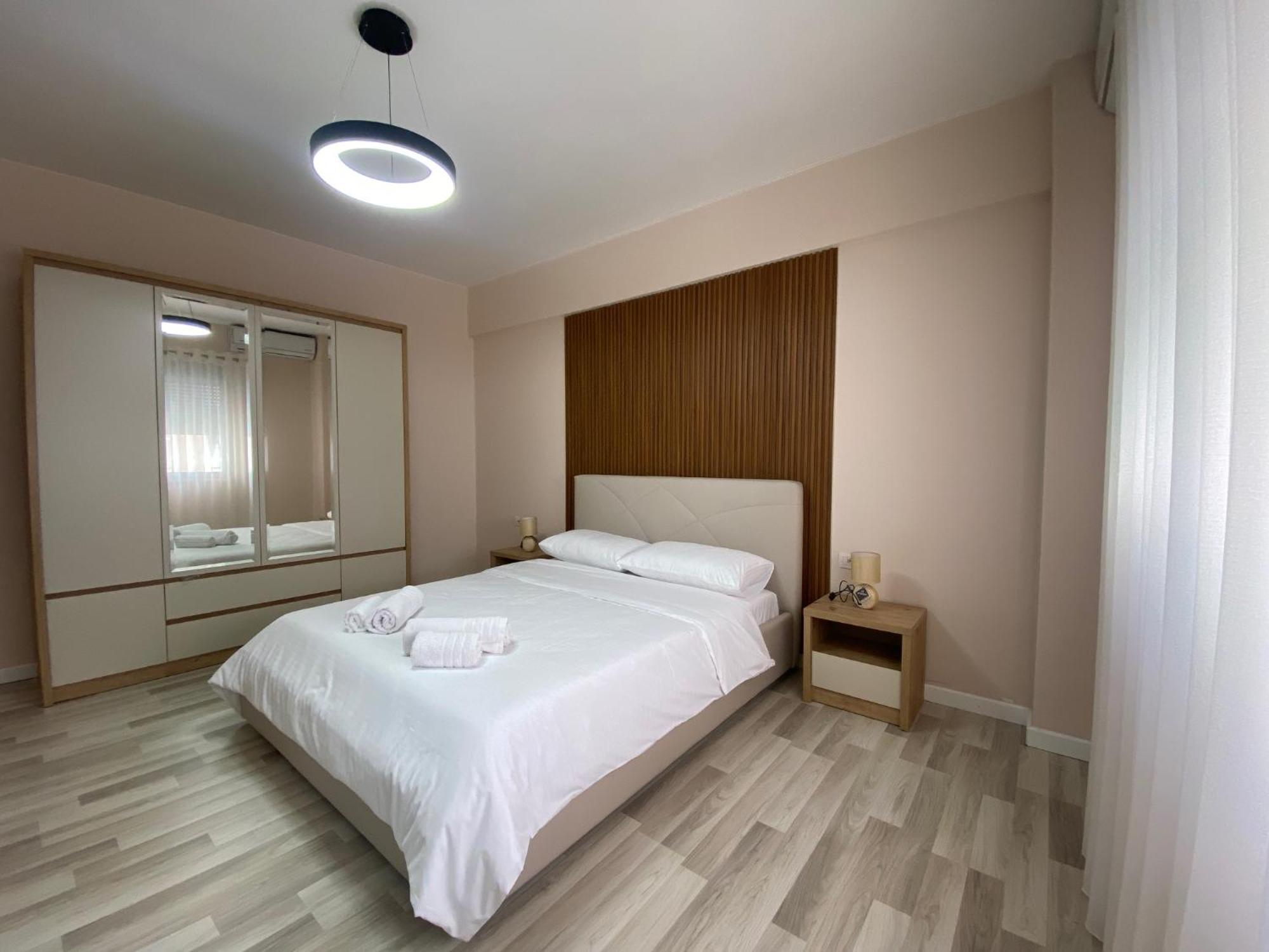 Central Cozy Apartment Tirana Exterior foto
